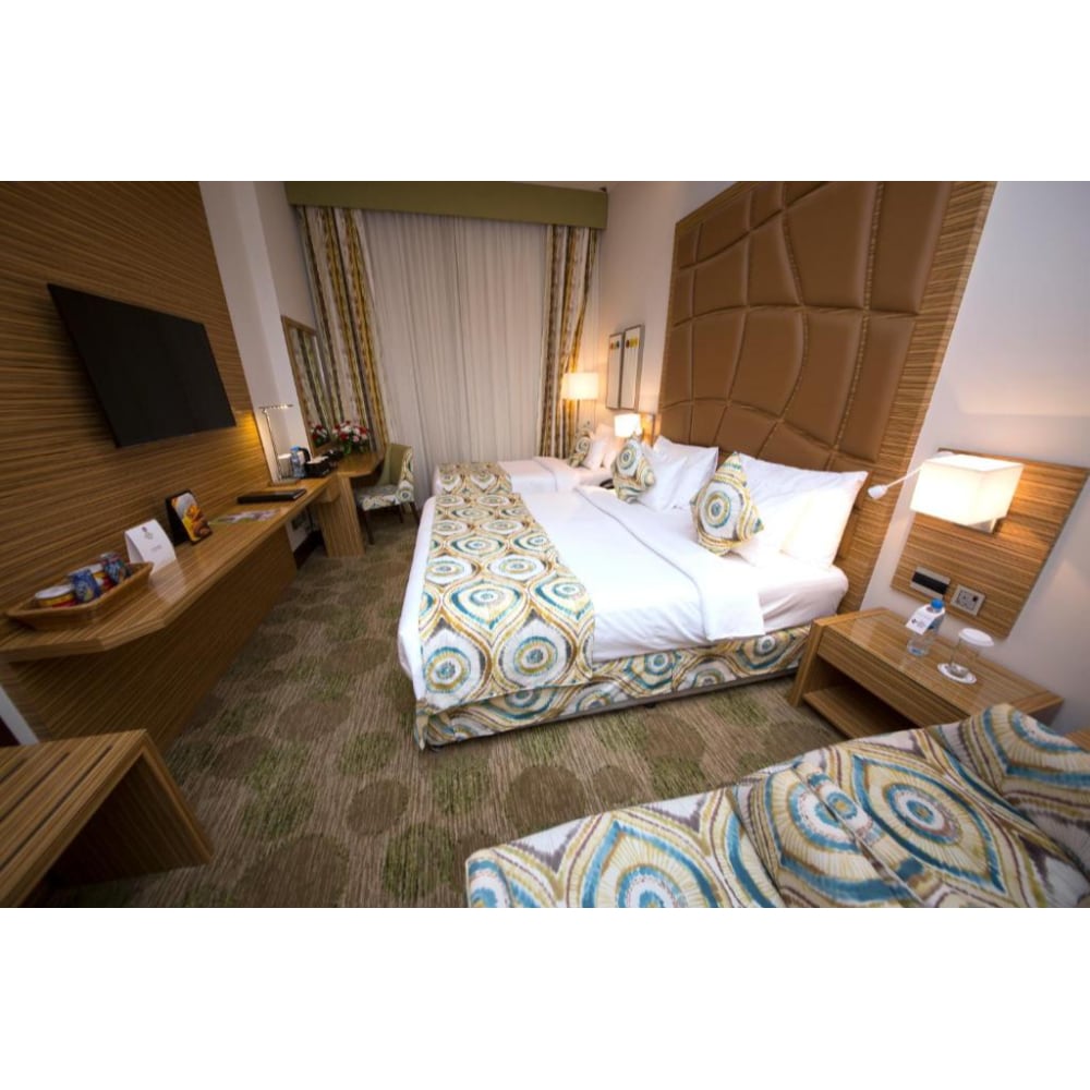 Best Western Plus Pearl Creek - Tap to explore photos