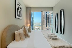 1BHK Coastal Living with Amazing Sea & Marina Views