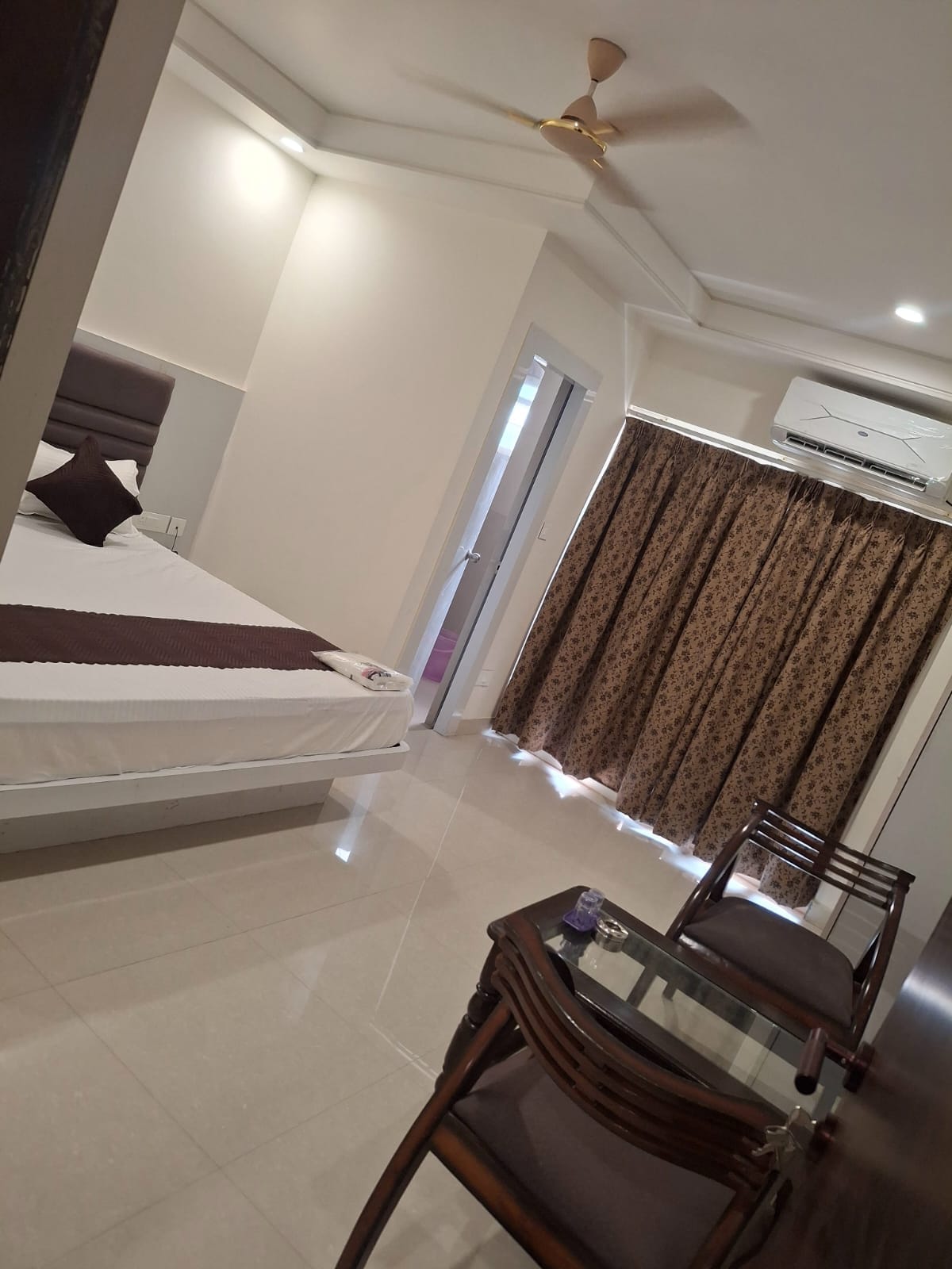 ATITHI HOME | BORING ROAD - Tap to explore photos