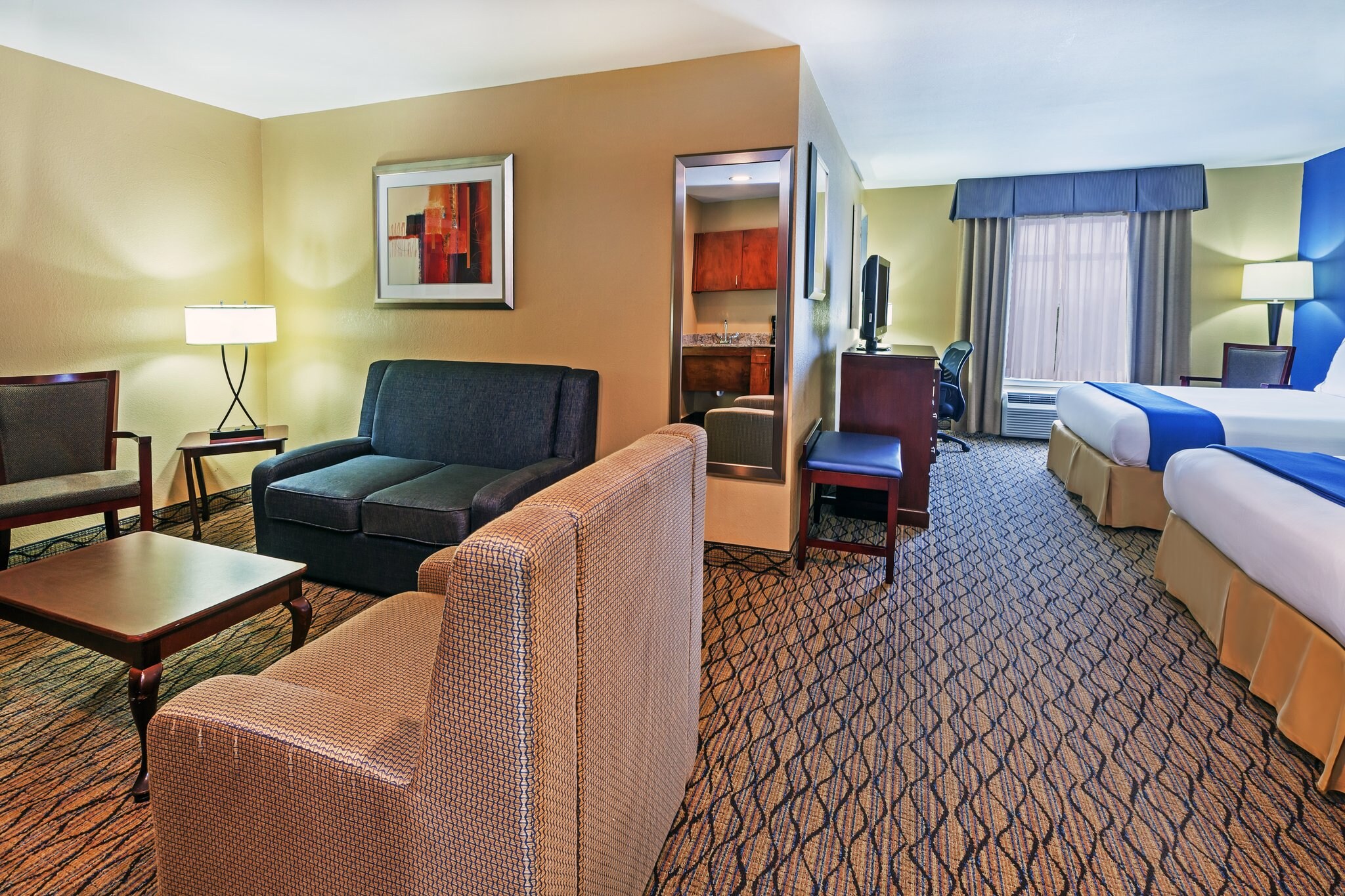 Holiday Inn Express Hotel & Suites Houston-Downtown Conv Ctr - Tap to explore photos