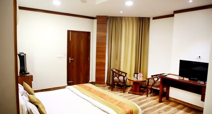 Hotel Asheesh Room Type - Deluxe AC Rooms