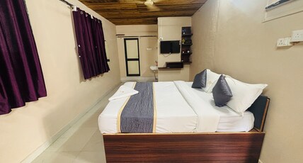 Falcons Retreat Room Type - Deluxe Non AC