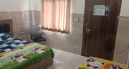 Maruti Nandan Gust House Room Type - Bedroom 7