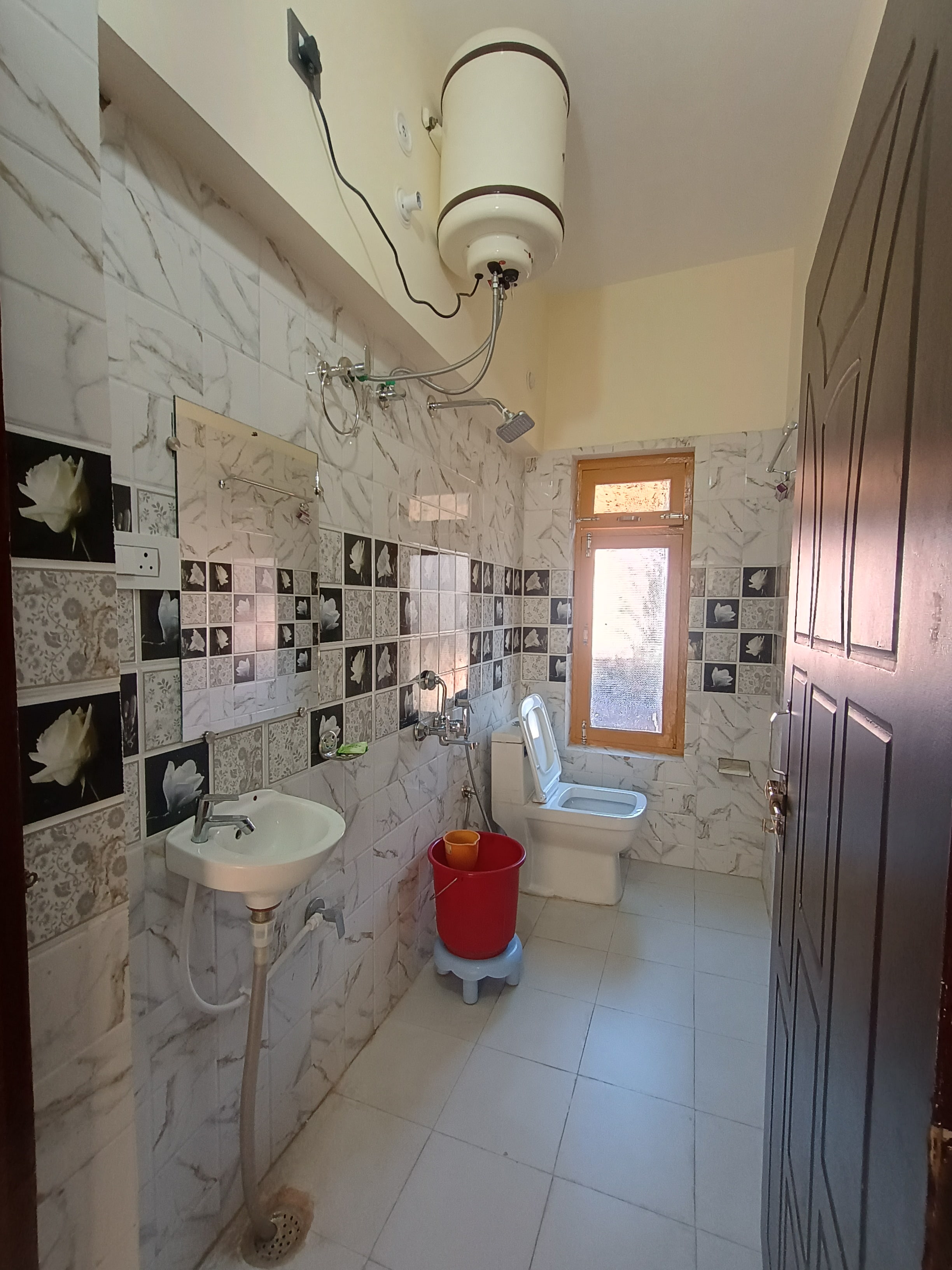Vasudev Homestay - Tap to explore photos