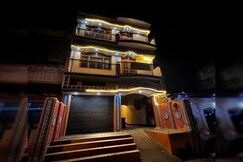 Vatsalya Bhawan | 500m from Ram Temple