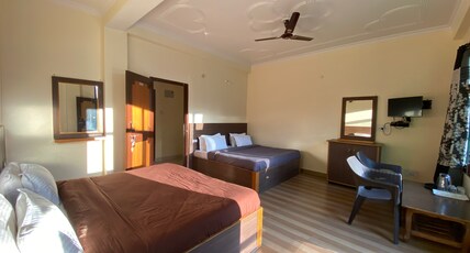 The Royal Orchard Kasol Room Type - Family Room with Balcony | Mountain View
