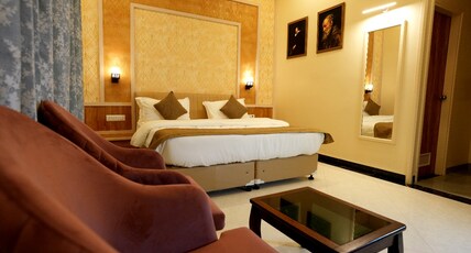 HOTEL SANDHUZ RESIDENCY Room Type - SUPERIOR ROOM
