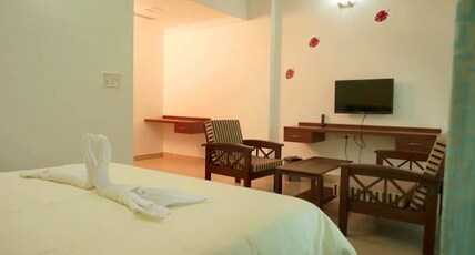 Lee Crystal-Boutique Hotel Room Type - Deluxe Room