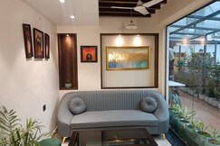 Address of MANYAVAR GUEST HOUSE