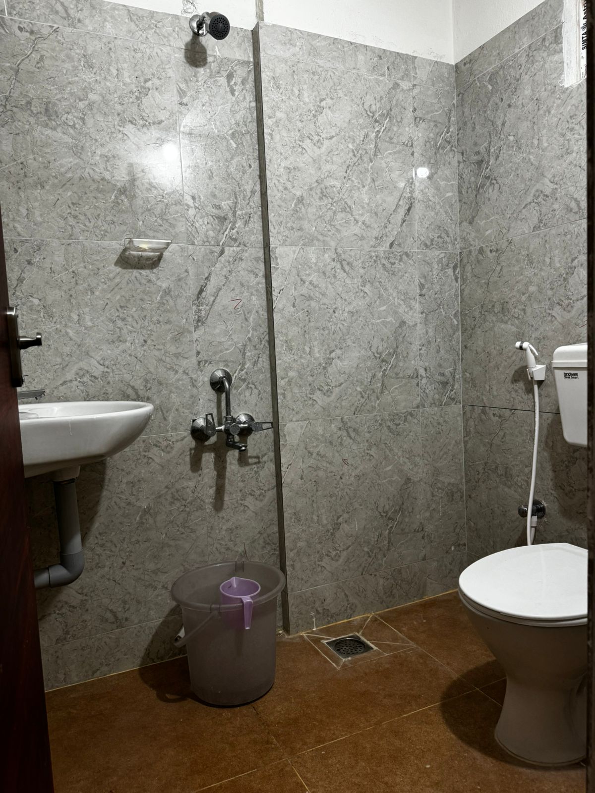 LD RESIDENCY - Tap to explore photos