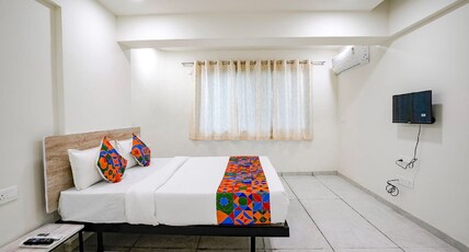 Hotel Bhakti-Inn Room Type - Family Room AC