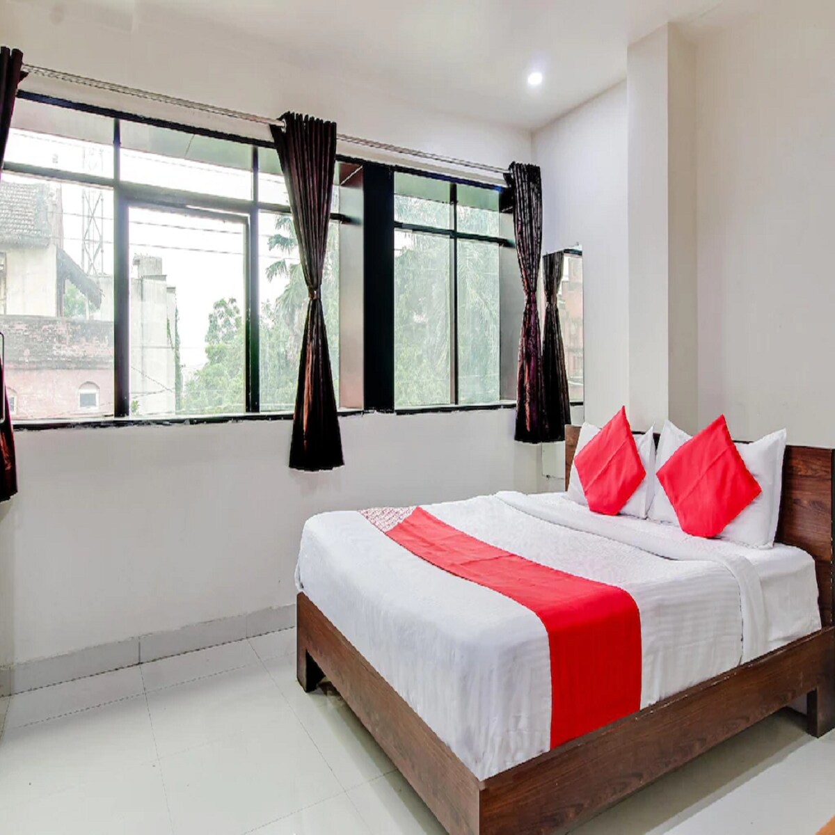 Hotel Pathika - Tap to explore photos