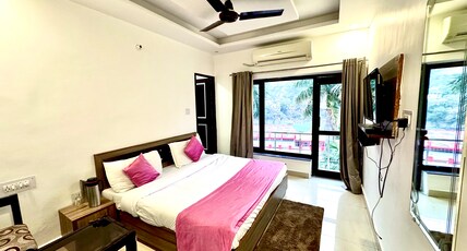 Nirvana Riverside Resort with Ganga View Rooms Room Type - Ganga View Room AC
