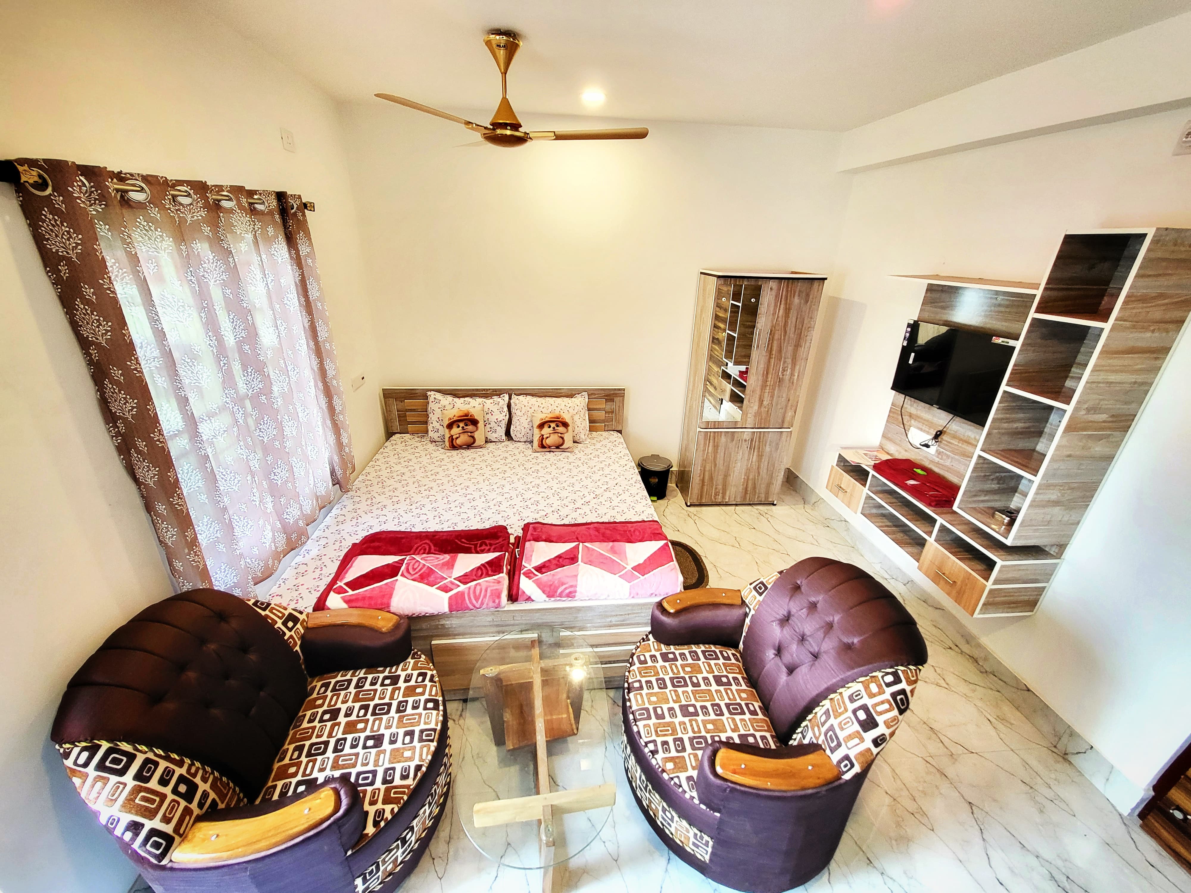 Zara homestay - Tap to explore photos