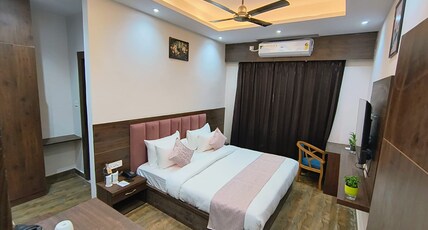 PRAKRTI-THE NATURE Room Type - Deluxe Room with Garden View