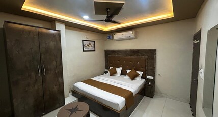 Hotel Jay Palace Room Type - Deluxe Room with Breakfast