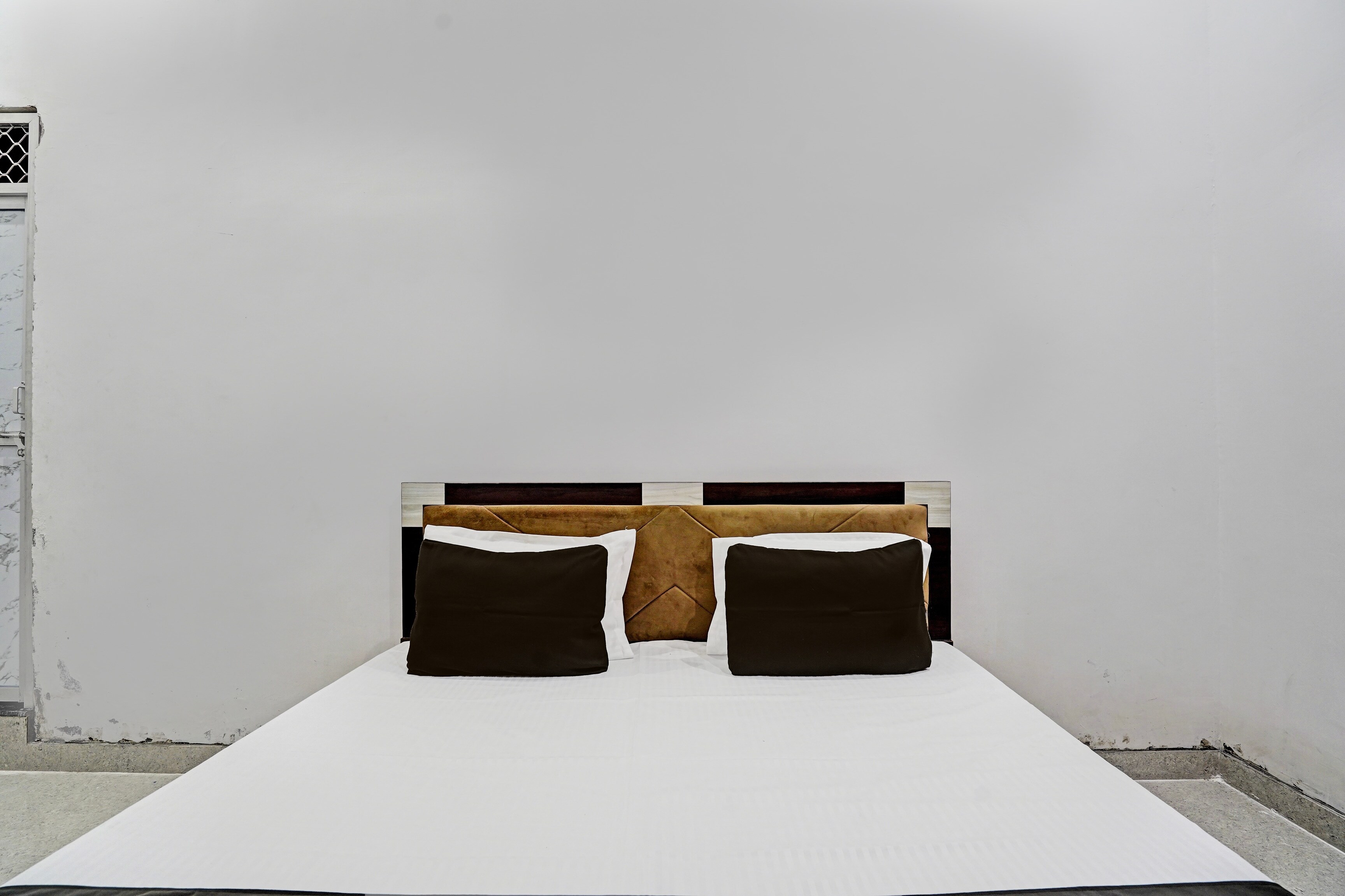 Hotel O Girish grand hotel - Tap to explore photos