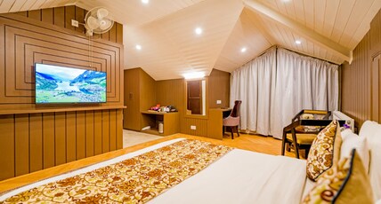 Hotel Twin Towers By Defoy Room Type - Executive Room With Balcony