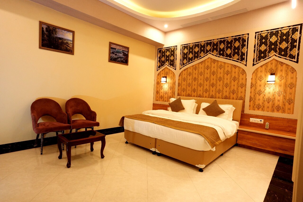 HOTEL SANDHUZ RESIDENCY - Tap to explore photos