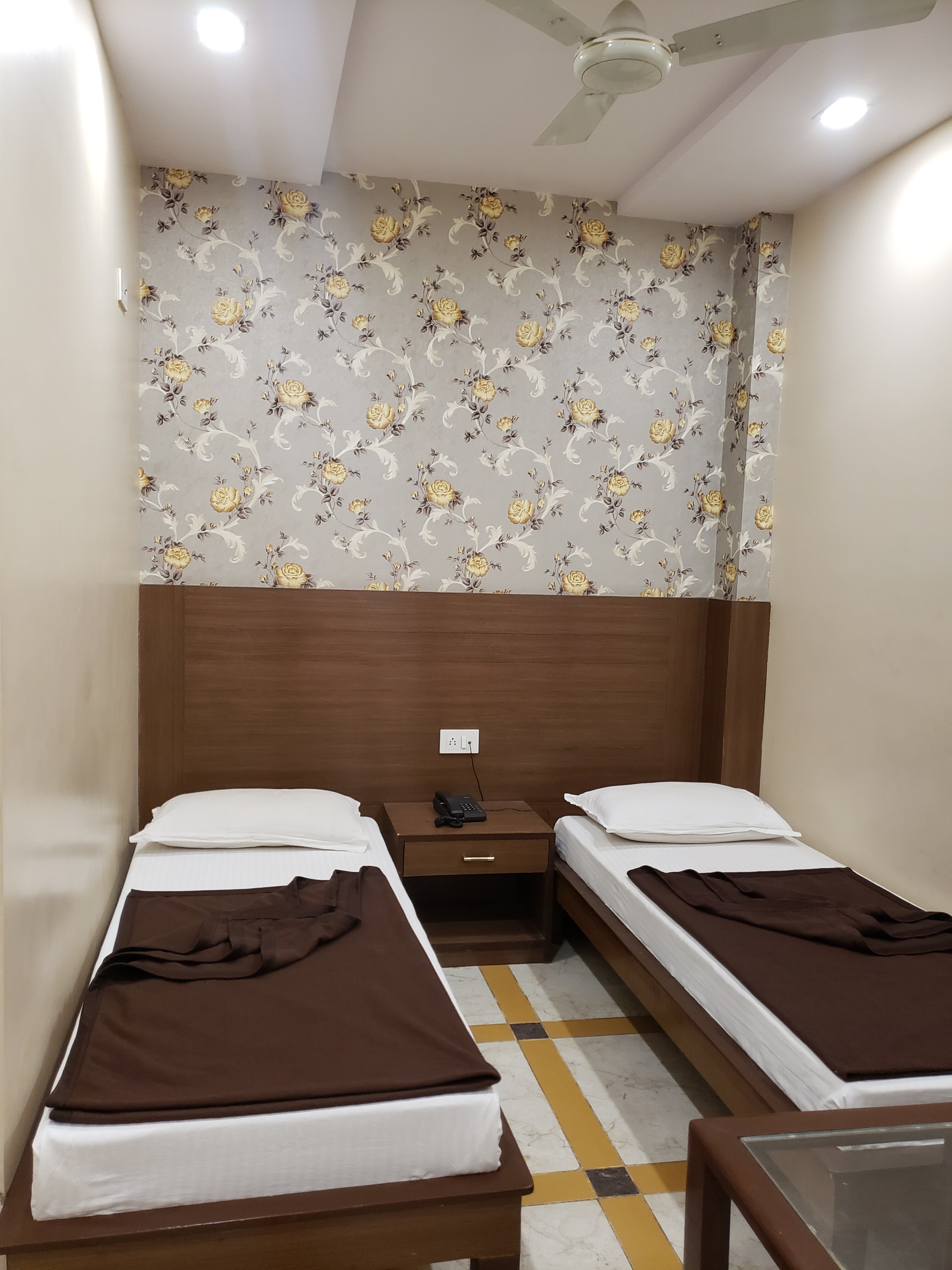 Hotel India - Tap to explore photos