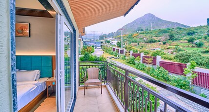 Cloudskape Resort, Ooty by VOYE HOMES Room Type - Mountain View Room