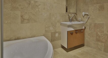 Relic House Hotel Room Type - Deluxe Suite