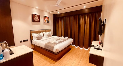 HOTEL ROYAL GRAND HORIZON Room Type - Deluxe Room with Balcony HOTEL ROYAL GRAND HORIZON Room Type - Deluxe Room with Balcony