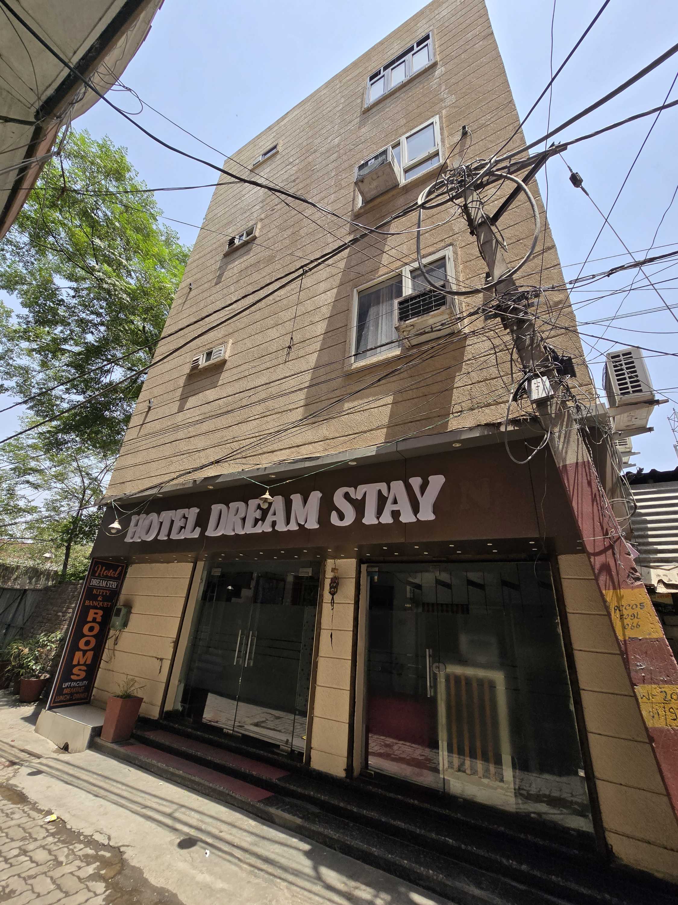 Hotel O Dream Stay - Tap to explore photos