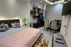 Cozy and luxury downtown studio