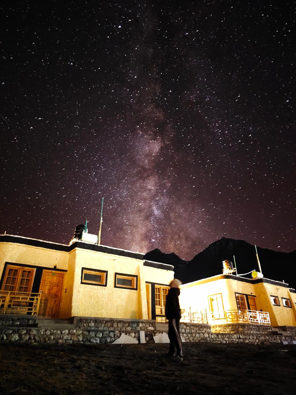 Sama Pangong - Tap to explore photos