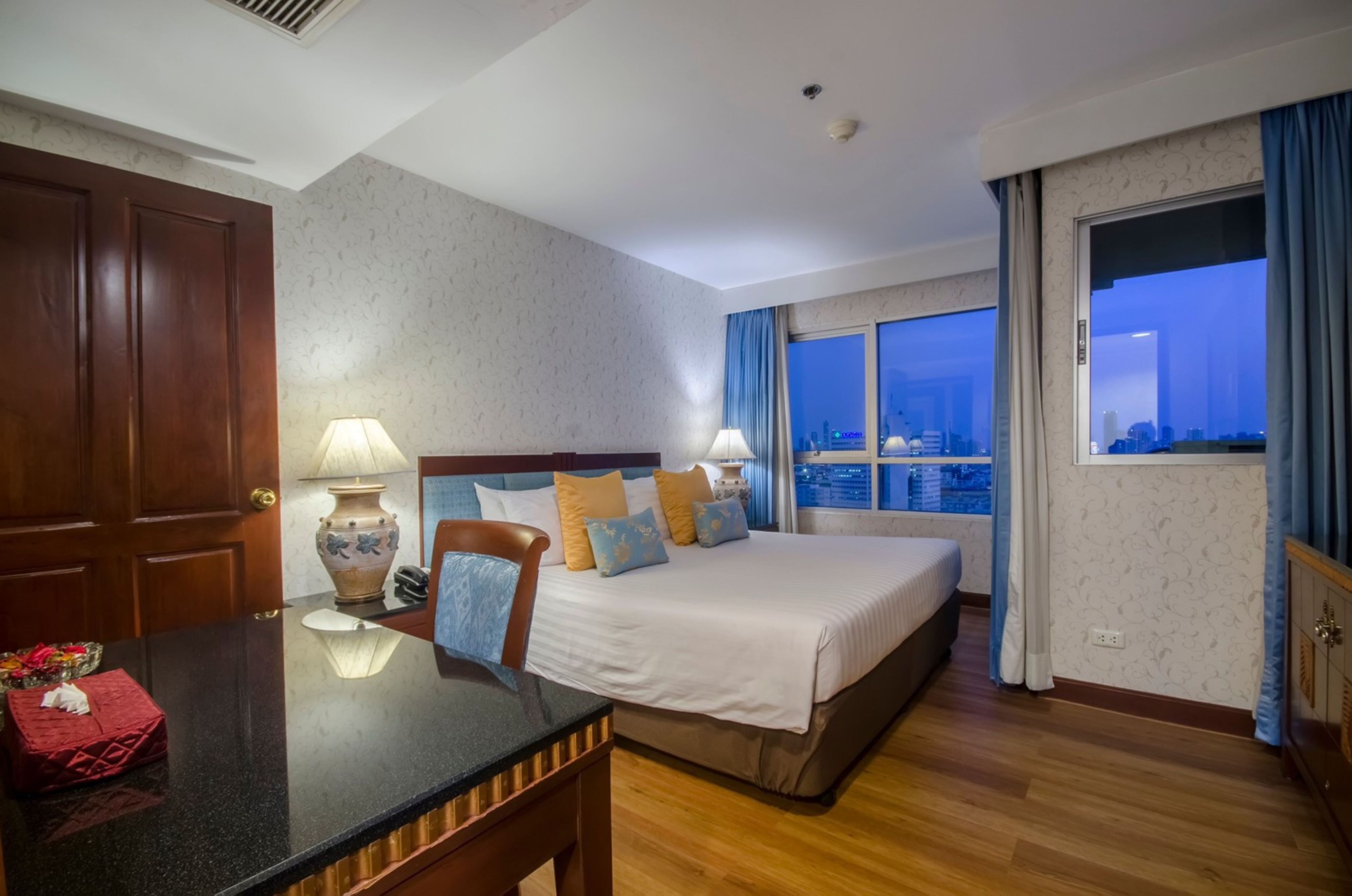 Prince Palace Hotel Bangkok - Tap to explore photos