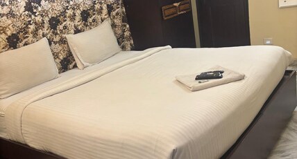 The Rose Residency Room Type - Bedroom 2