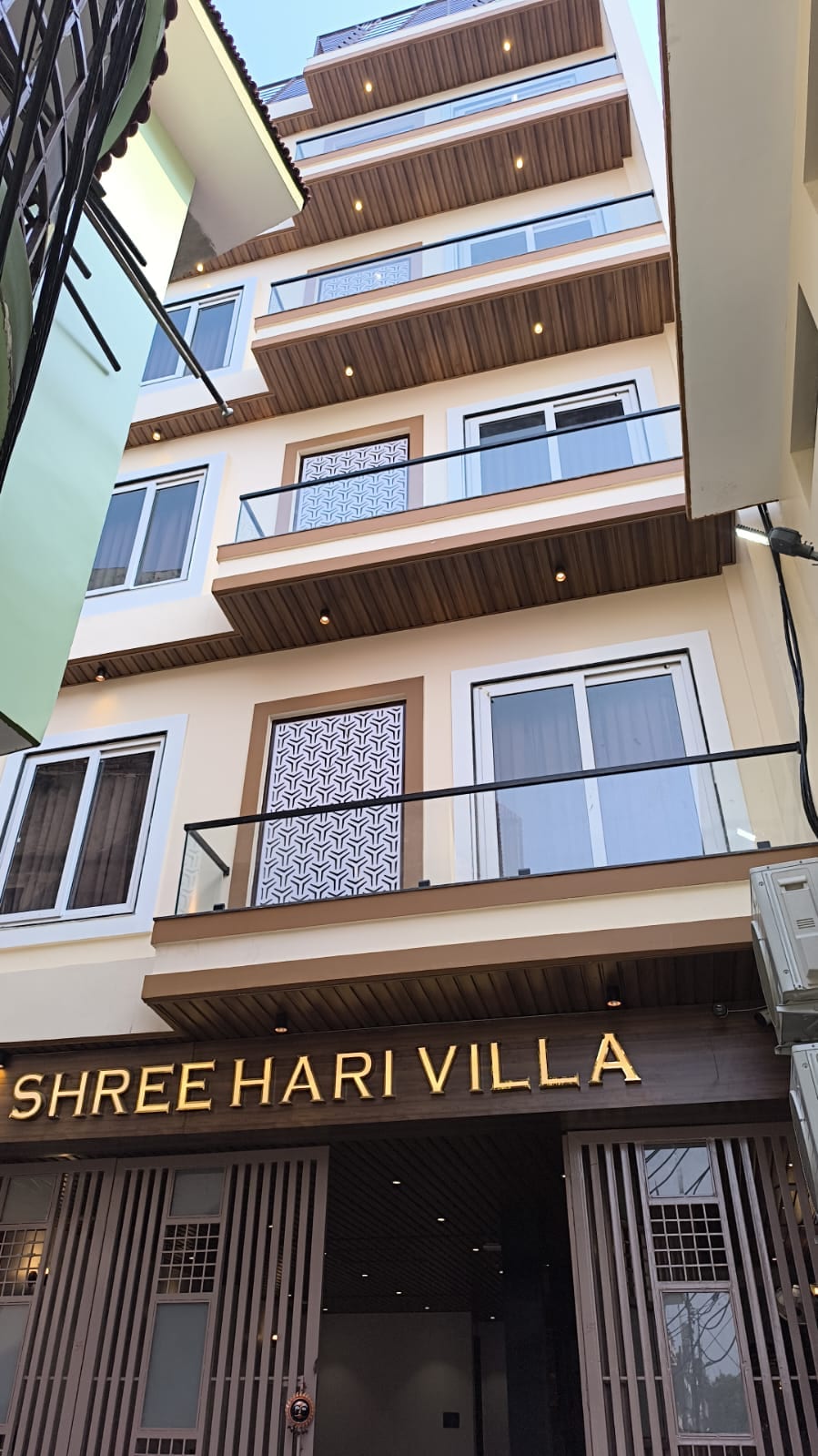 Shree Hari Villa - Tap to explore photos