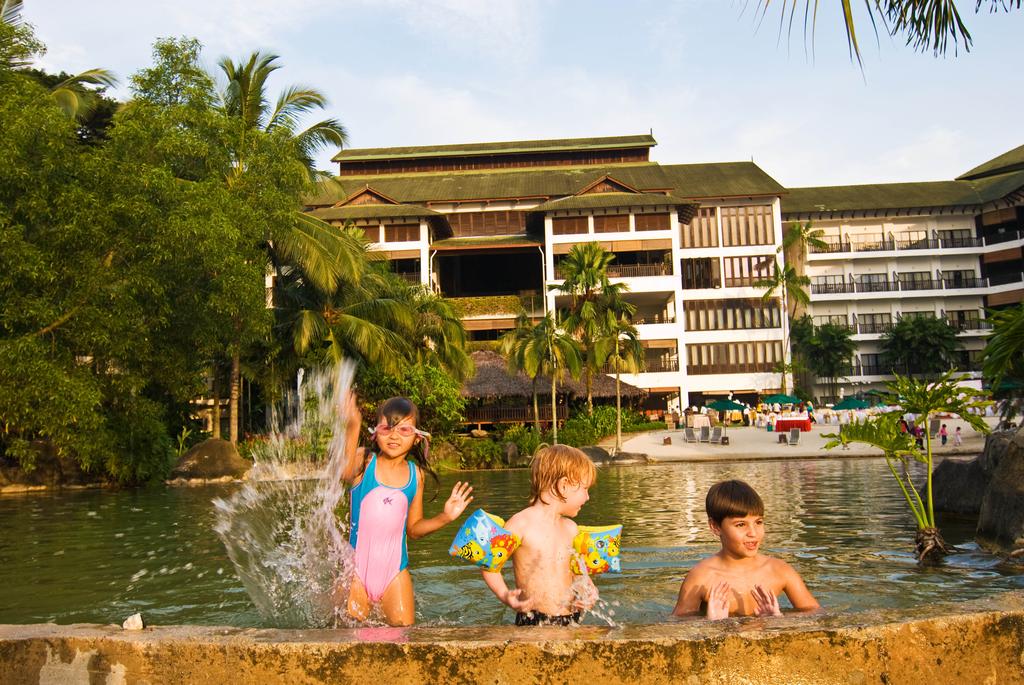 Philea Mines Beach Resort - Tap to explore photos