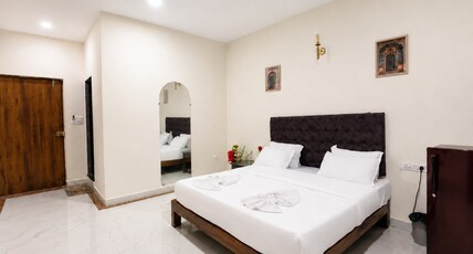 SLo Stayz Room Type - Deluxe Room with Countryside View