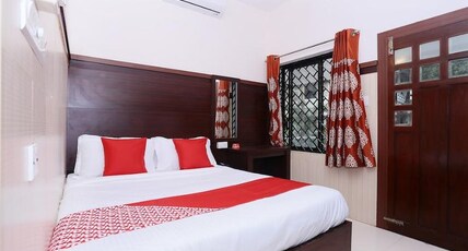 Ascot Hotel Room Type - Deluxe Room