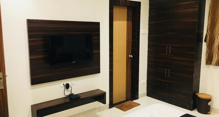 Hotel Grand Inn Baner Room Type - Small Standard Room
