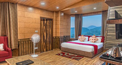 Kanishka Retreat Resort Chail Room Type - Executive Plus with Balcony (Valley View)