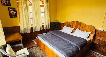 Your Pawsome Himachal Escape Adobe of Four Bellas Room Type - Bedroom 1