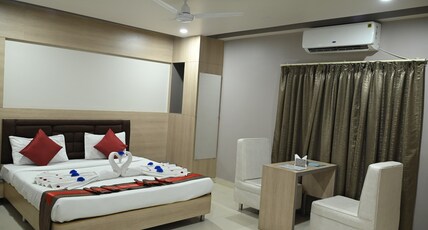 HOTEL INDRAPRASTHA Room Type - INDRAPRASTHA SUITE ROOM