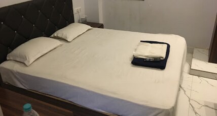 Hotel Kaushik Room Type - Standard Room