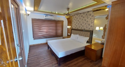 Cosy Houseboats Room Type - 3 Bedroom Private Premium Houseboat Full time Ac Cosy Houseboats Room Type - 3 Bedroom Private Premium Houseboat Full time Ac