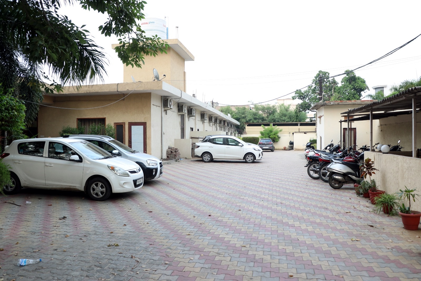HOTEL SHEELA STAYS - Tap to explore photos