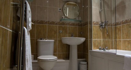 Best Western Plus West Retford Hotel Room Type - 1 Double 1 Single, Non-Smoking, Family Room