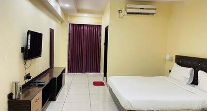 Sri Vishnu View Hotel Room Type - Deluxe Room