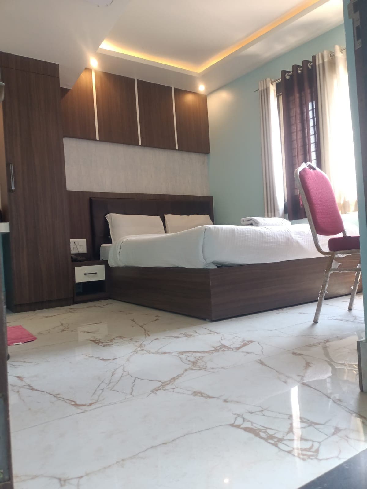 Hotel Abj Grand - Tap to explore photos
