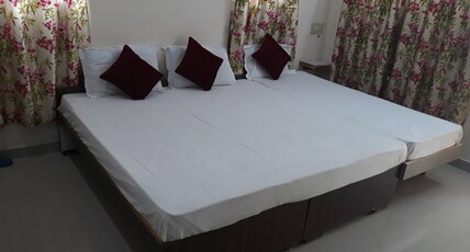 Gurukrupa Bungalows Room Type - Suite Room Three Bed Ground Floor