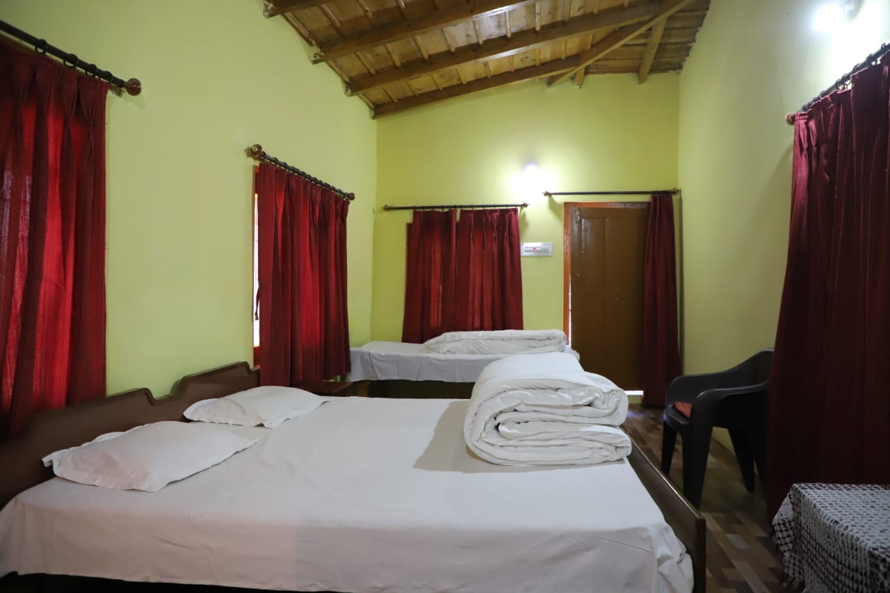 Snowview homestay - Tap to explore photos