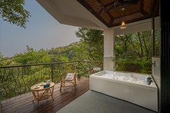 SaffronStays Raanwaara Luxe