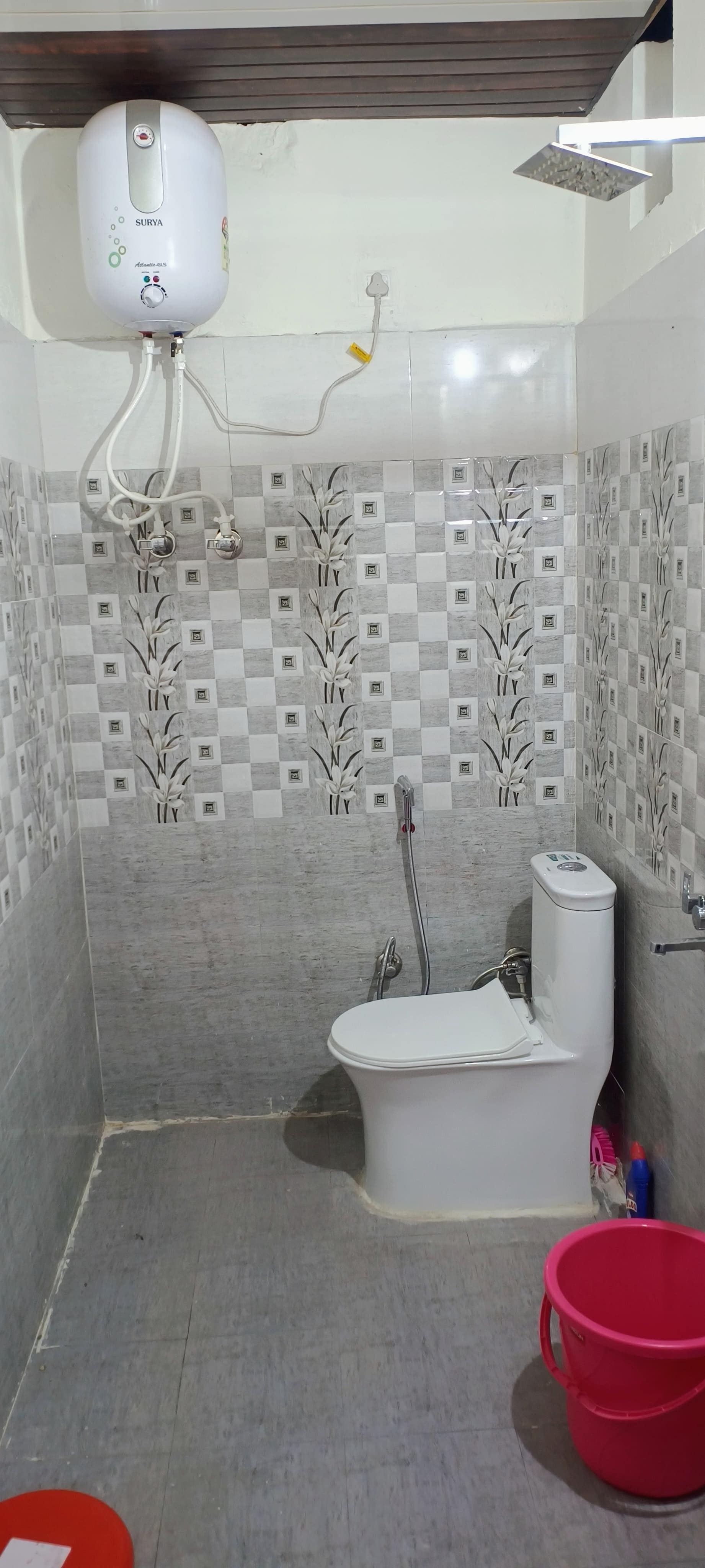 Riverview Homestay lakhamandal - Tap to explore photos